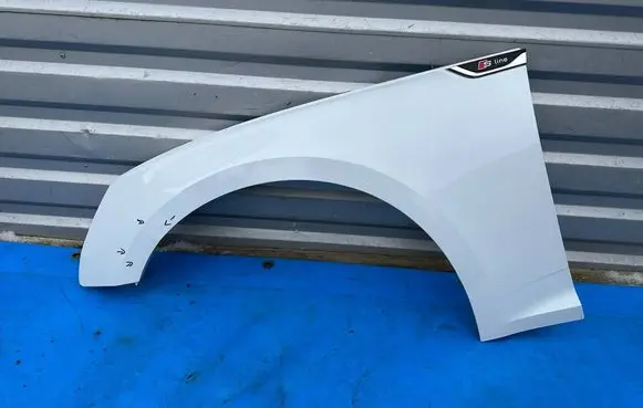 Audi A5 Fender