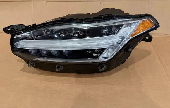 Volvo XC90 Headlight/headlamp 32342480 AL4L