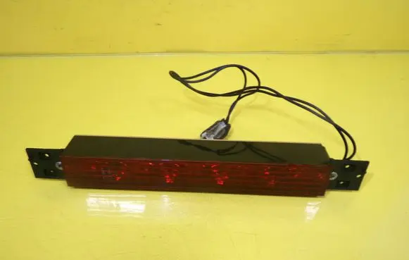 Land Rover Range Rover P38A Third/center stoplight 