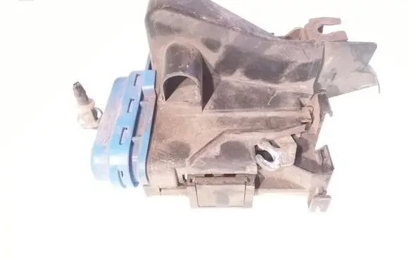 Audi A4 S4 B5 8D Rear door lock 8D0839016A