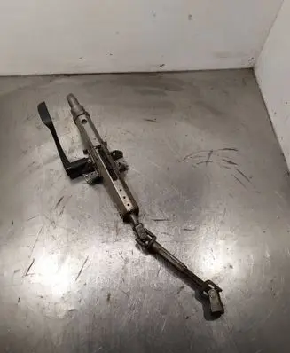 Steering wheel axle set