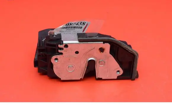 BMW 5 F10 F11 Rear door lock 7202147