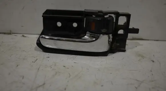 Toyota Avensis T250 Front door interior handle 50594A2