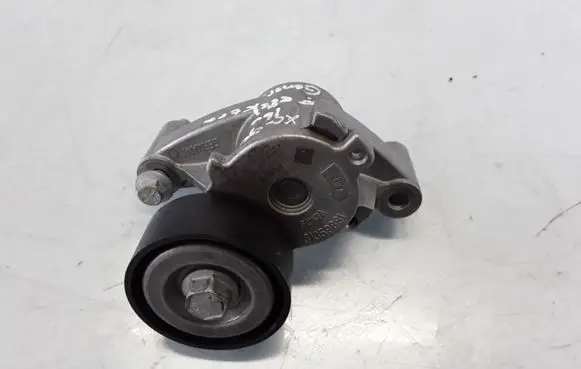 Volvo XC90 Alternator belt tensioner 31359881