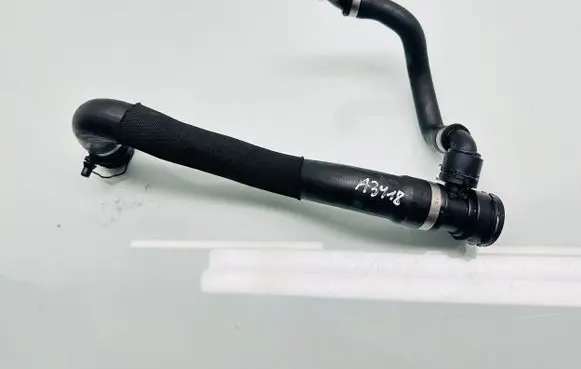 BMW X5 F15 Engine coolant pipe/hose PA66GF30 7811857 LH3202VDA16