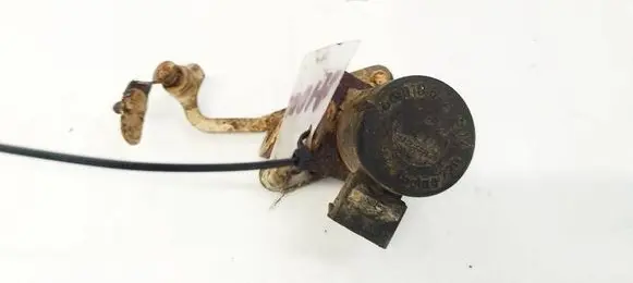 Mercedes-Benz E W210 Front height sensor lever 0105427517