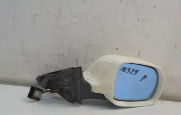 Audi A3 S3 8L Manual wing mirror 010481