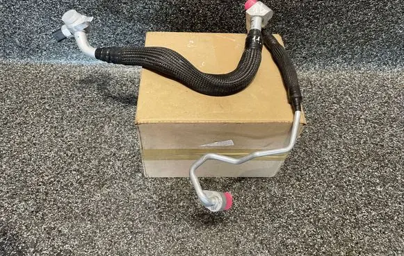 Porsche Taycan 9J1 Air conditioning (A/C) pipe/hose 9J1816198A 085057803