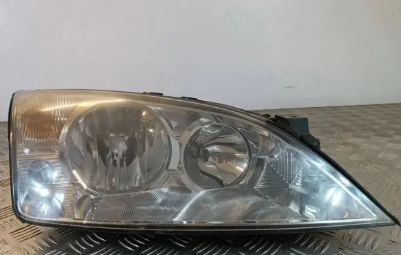 Ford Mondeo Mk III Headlight/headlamp