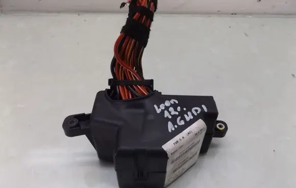 Seat Leon (1P) Fuse module