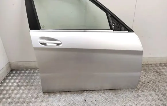 Mercedes-Benz GLK (X204) Front door A2047205400