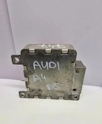 Audi A4 S4 B5 8D Airbag control unit/module 0285001038