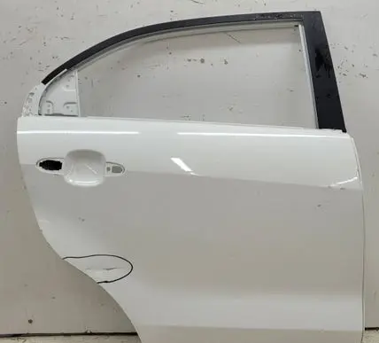 KIA Rio Rear door