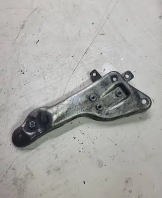 Mercedes-Benz C W204 Engine mounting bracket A6510901041