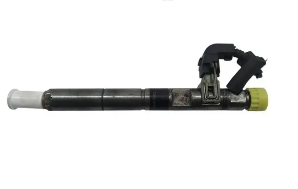 KIA Carnival Fuel injector 338004X400