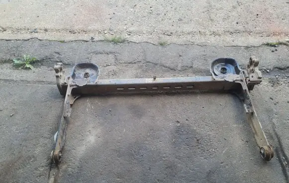 Renault Trafic II (X83) Rear subframe 