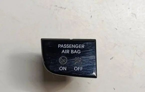Hyundai ix35 Other switches/knobs/shifts AW62F5984