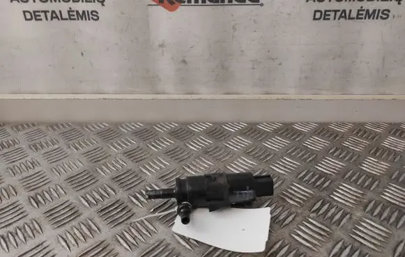 Audi TT TTS RS Mk3 8S Headlight washer pump 6R0955681