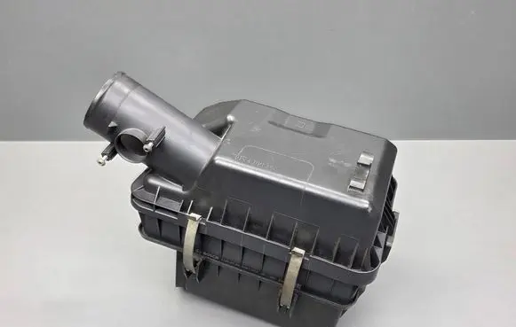 Peugeot 4007 Air filter box 1500A230