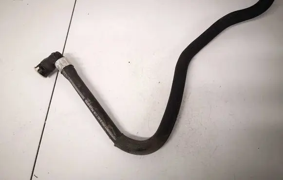 Volvo V70 Engine coolant pipe/hose 9475846
