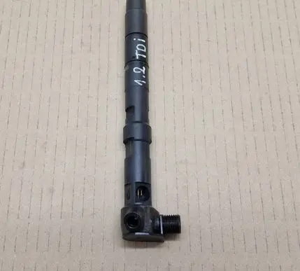 Volkswagen Polo V 6R Fuel injector 28231462
