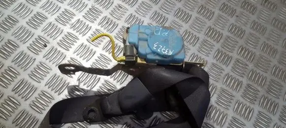 Hyundai Elantra Front seatbelt w0428a