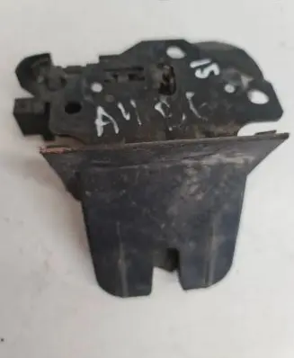 Audi A4 S4 B7 8E 8H Tailgate/trunk/boot lock/catch/latch 8P4827505B