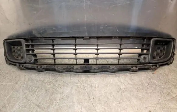 Citroen C5 Front bumper lower grill 9681052677 2001586G00