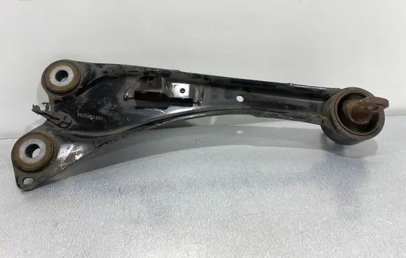 Toyota Auris E180 Rear suspension control arm 1412011133