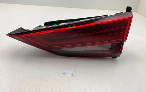 Audi A3 S3 8V Tailgate rear/tail lights 8V5945094F 81710202