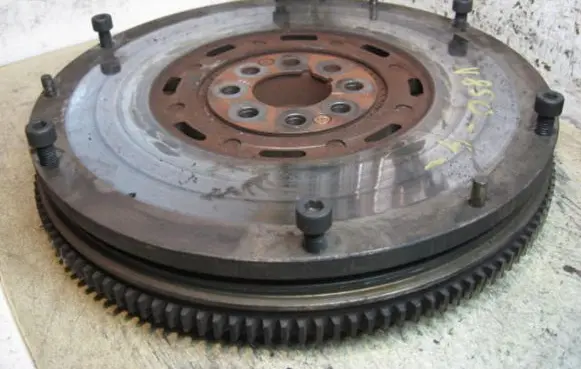 Audi 100 S4 C4 Dual mass flywheel LUK046105266E
