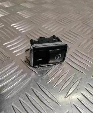 Mercedes-Benz C W204 Electric window control switch A2049058202 10023290