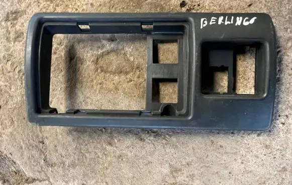 Citroen Berlingo Other dashboard part 9635807077 963580707