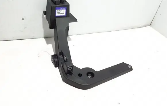 Volvo XC40 Headlight/headlamp mounting bracket 32234762