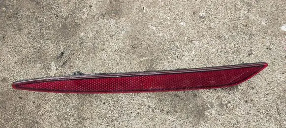 Tesla Model 3 Rear tail light reflector 1077406