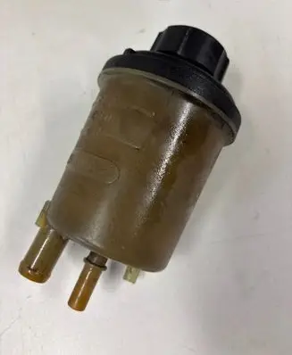 Volvo XC70 Power steering fluid tank/reservoir 6G913R700BC