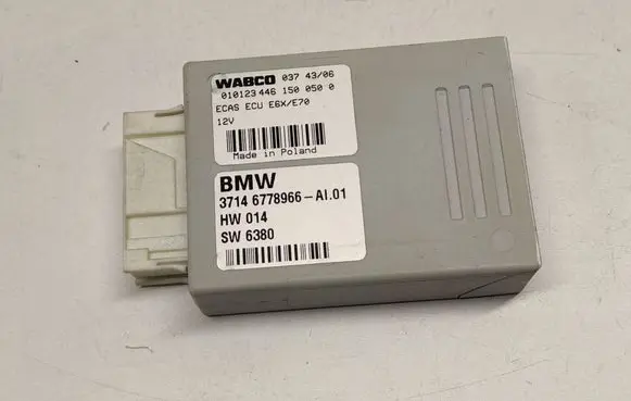 BMW X5 E70 Air suspension control unit module (rear) 6778966 37146778966