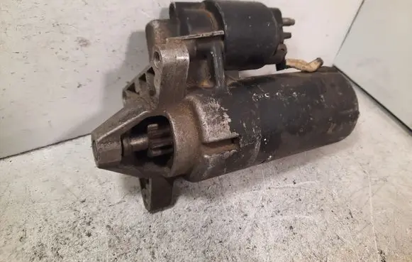 Peugeot 605 Starter motor 0001108138