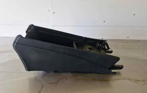 Mercedes-Benz C W205 Panel trim A2056802305 290520190114 00009H15