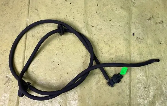Mercedes-Benz B W245 Windshield washer spray nozzle A1698600492