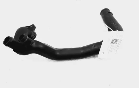 Mercedes-Benz B W245 Engine coolant pipe/hose A6402001352
