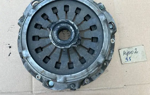 Mitsubishi Pajero Clutch pressure plate MR317681 MR110146
