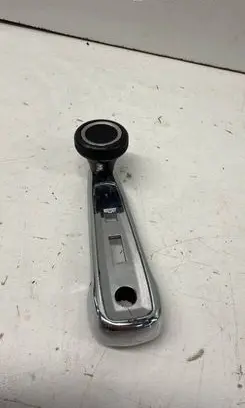 Mercedes-Benz 250 280 W108 Front door window winding handle A1087600102 1087600102 A1087600202