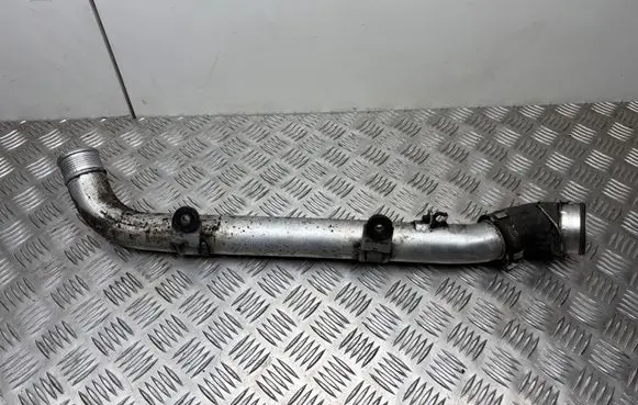 Audi Q7 4L Intercooler hose/pipe AR0714KW43 7L6145795H