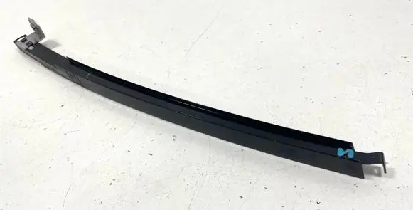 Mercedes-Benz E W211 Rear door windshield rail 