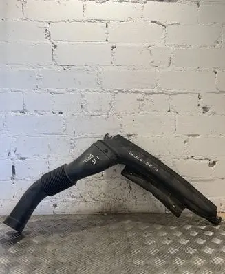 BMW X5 F15 Air intake hose/pipe 19385510