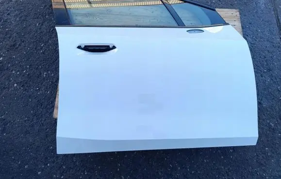 BMW 2 Active Tourer U06 Front door