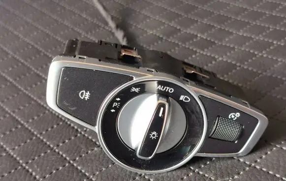 Mercedes-Benz E W213 Light switch A2229055508 10137012