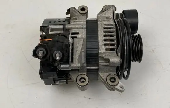 Volvo V90 Cross Country Generator/alternator 32137503 M889H