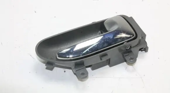 Nissan X-Trail T31 Front door interior handle